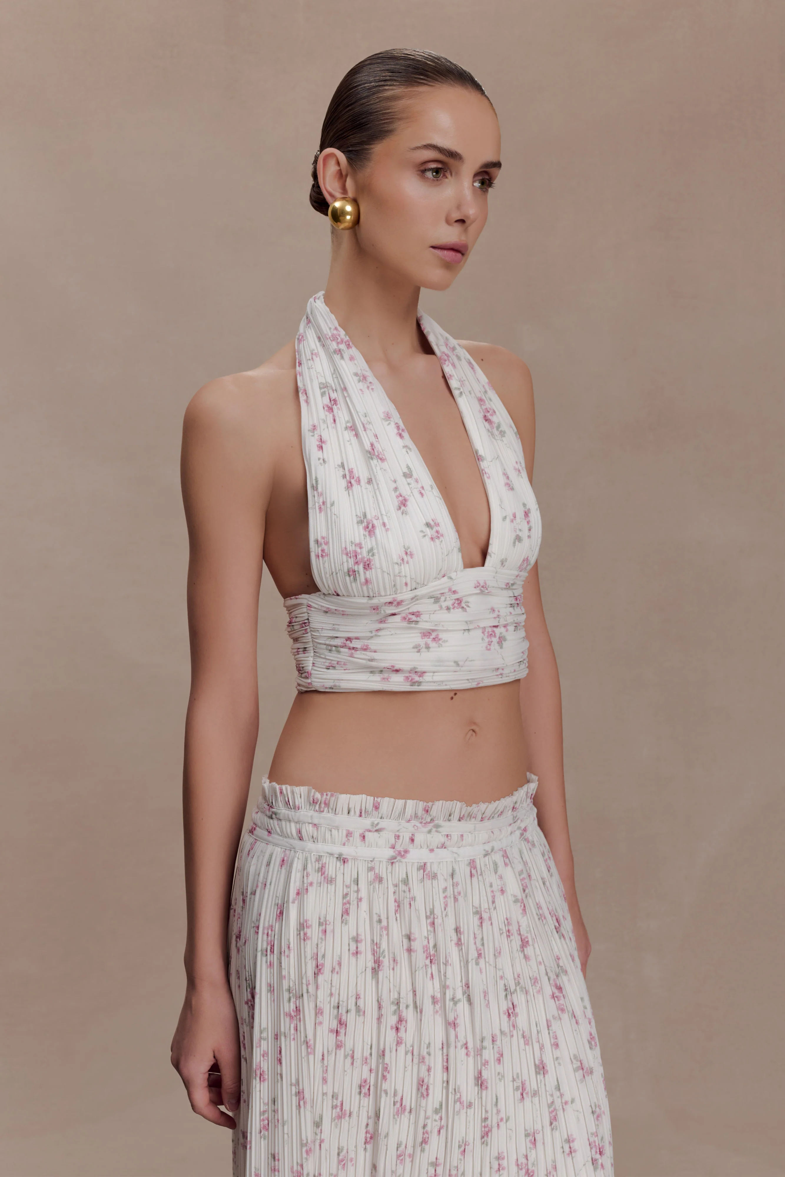 Amaris Sleeveless Plisse Halter Top - Floral Ditsy Print - Image 3