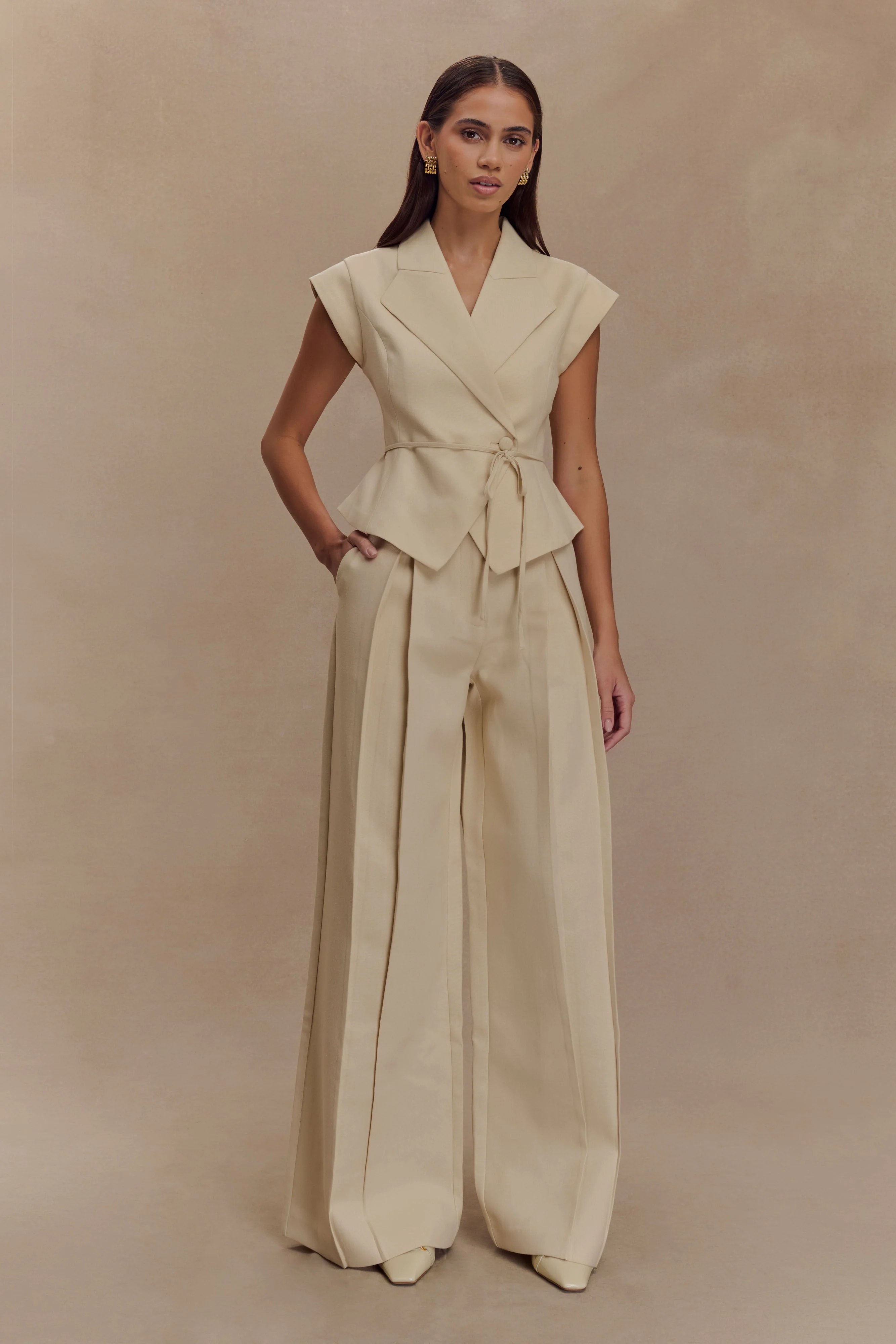 Andina Shortsleeve Linen Top - Natural Beige - Image 7