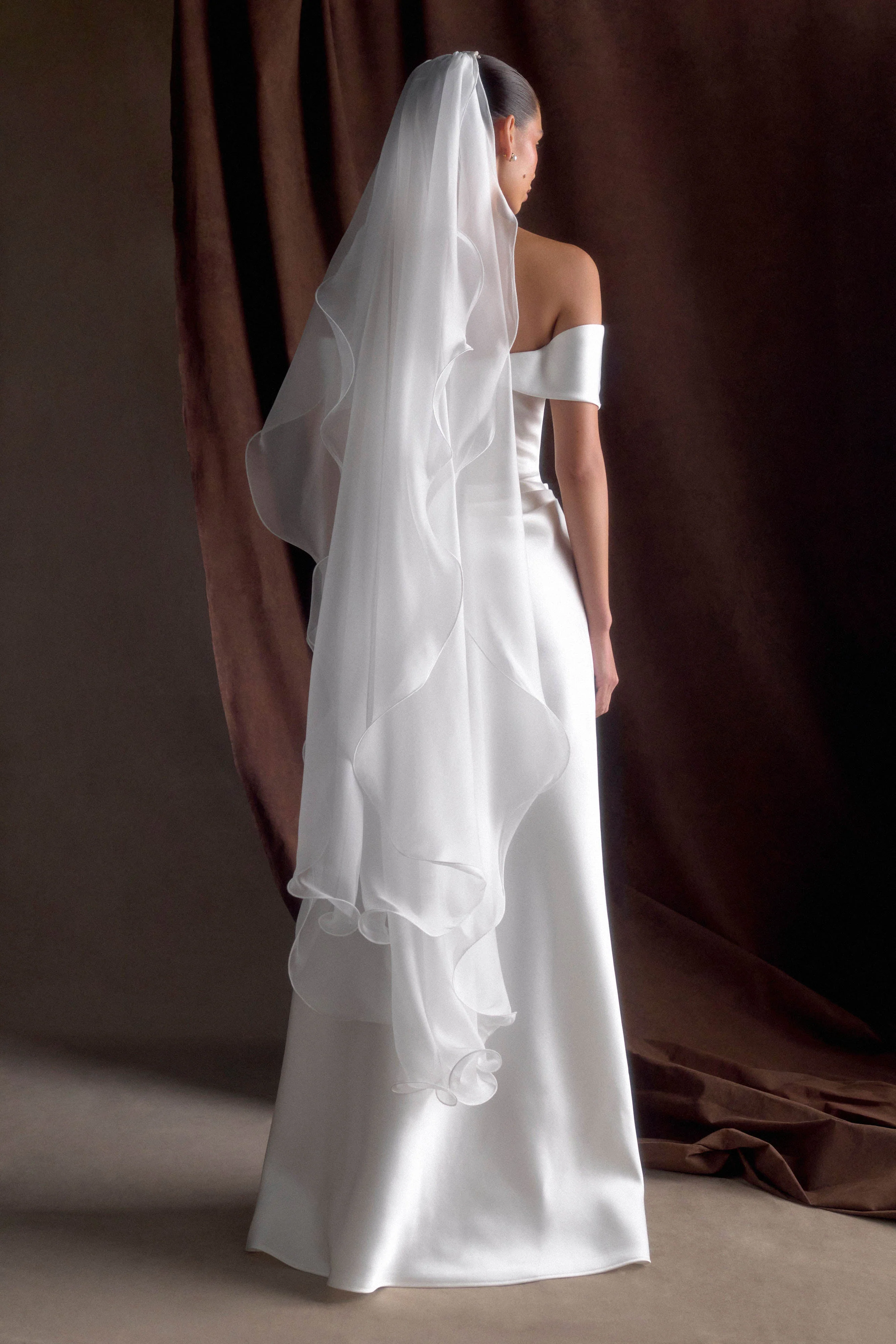 Asteria Draped Chiffon Veil - Ivory - Image 4