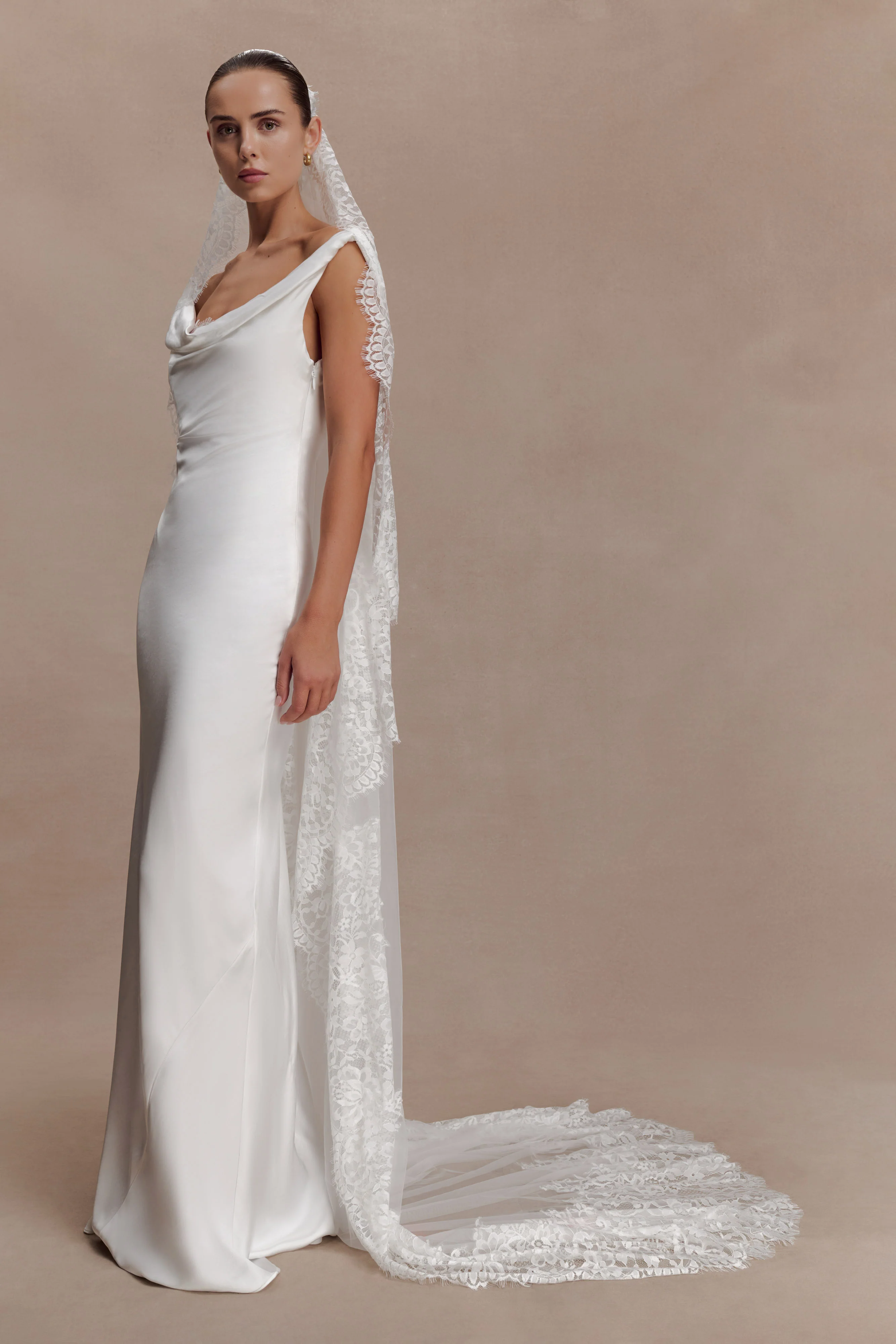 Cassia Lace Trim Veil - White - Image 3