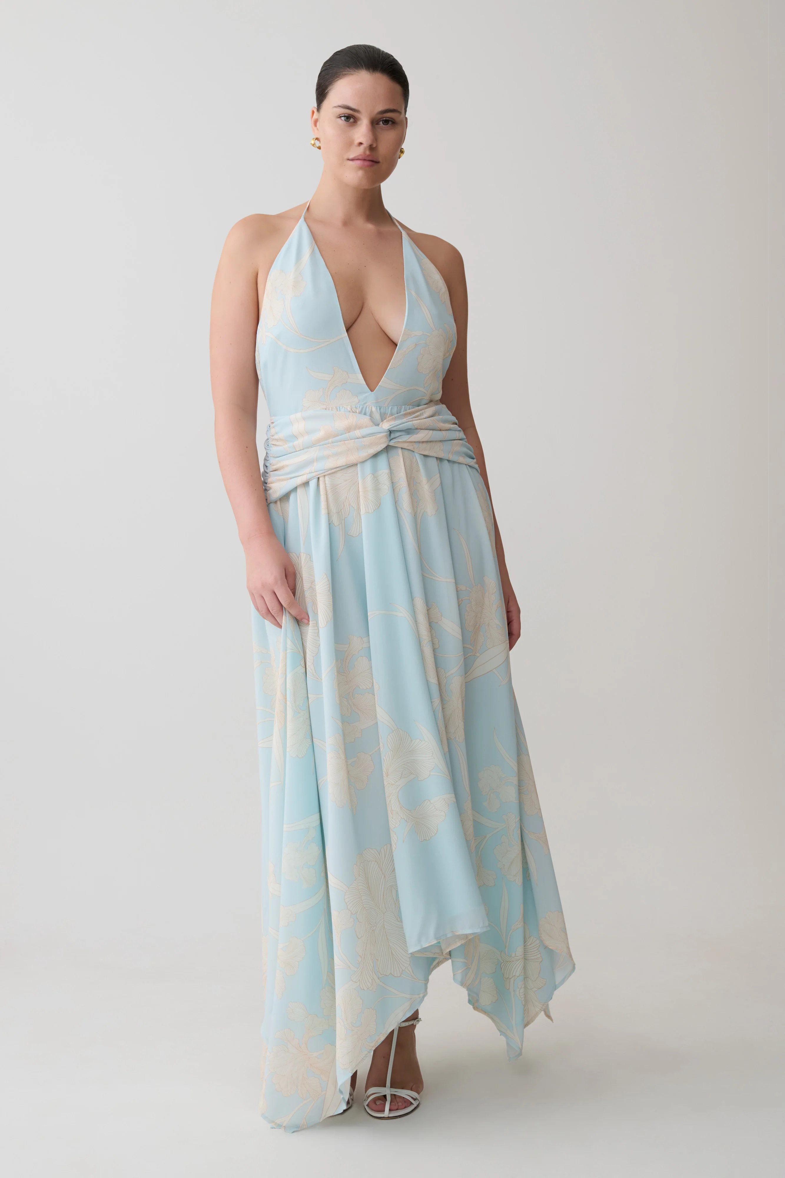 Cyra Plunge Chiffon Midi Dress - Blue Floral Print - Image 5
