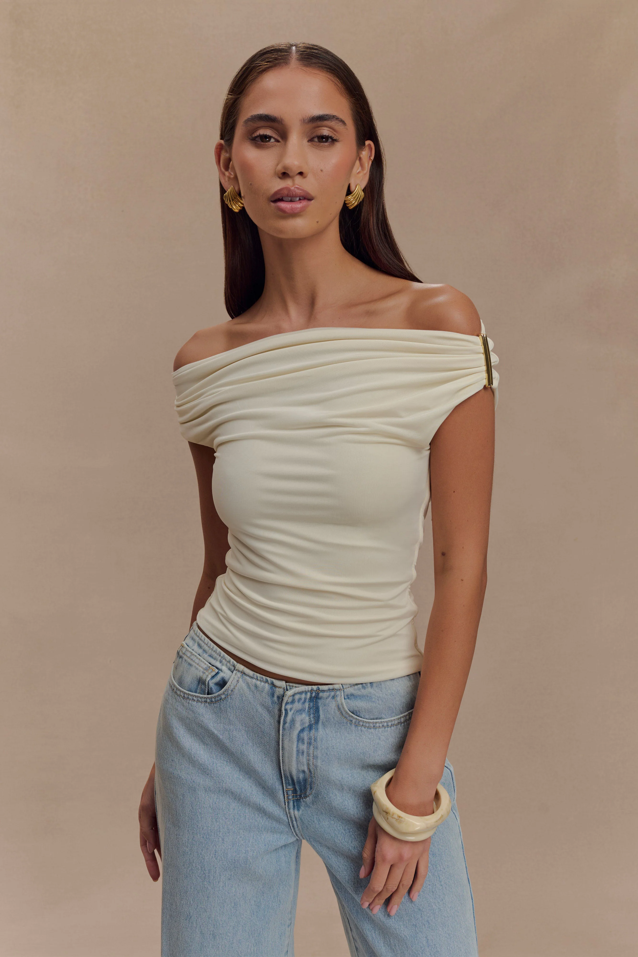 Kinsley Slinky Top With Hardware - Ivory - Image 6