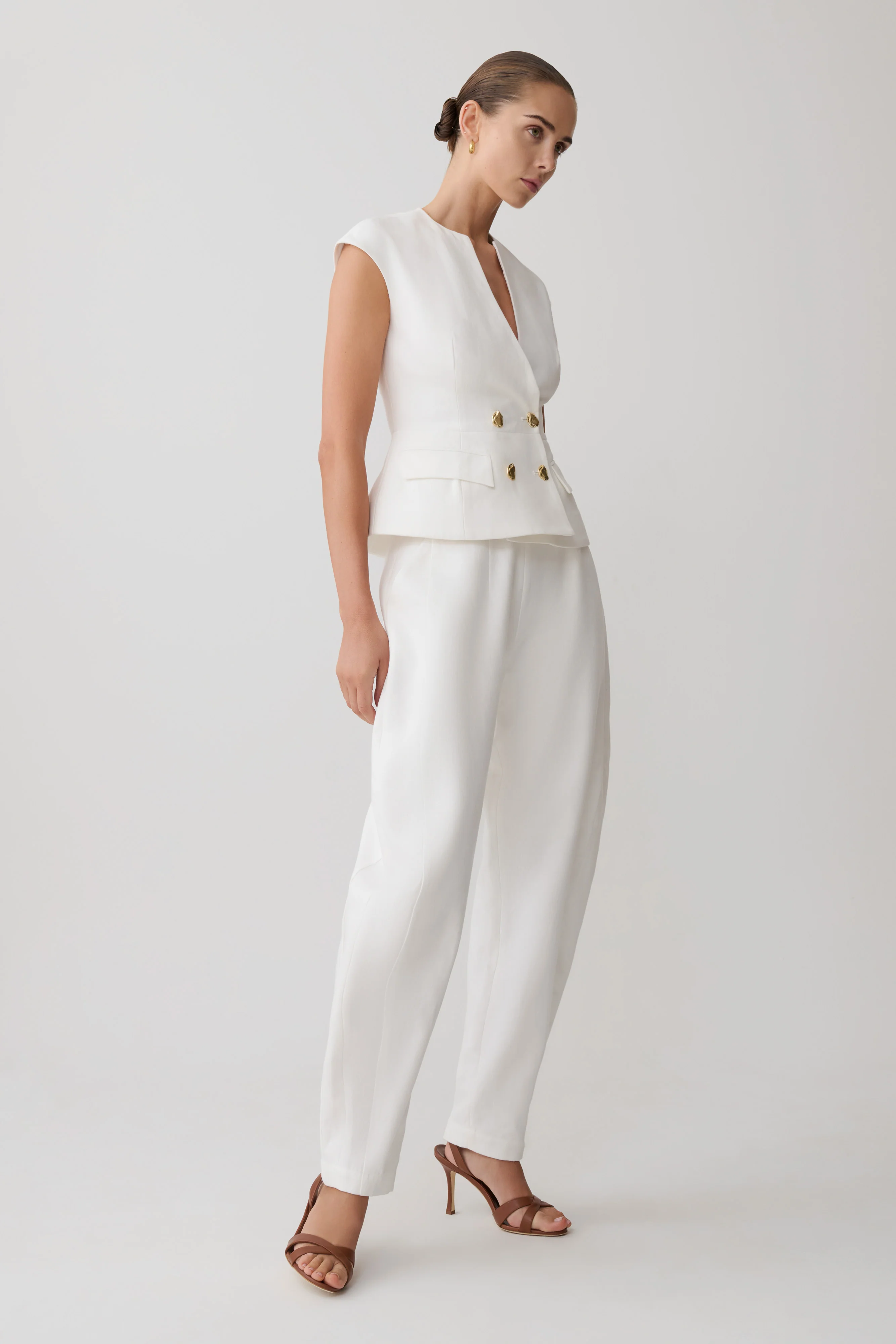 Oriana Linen Button Vest - White - Image 4