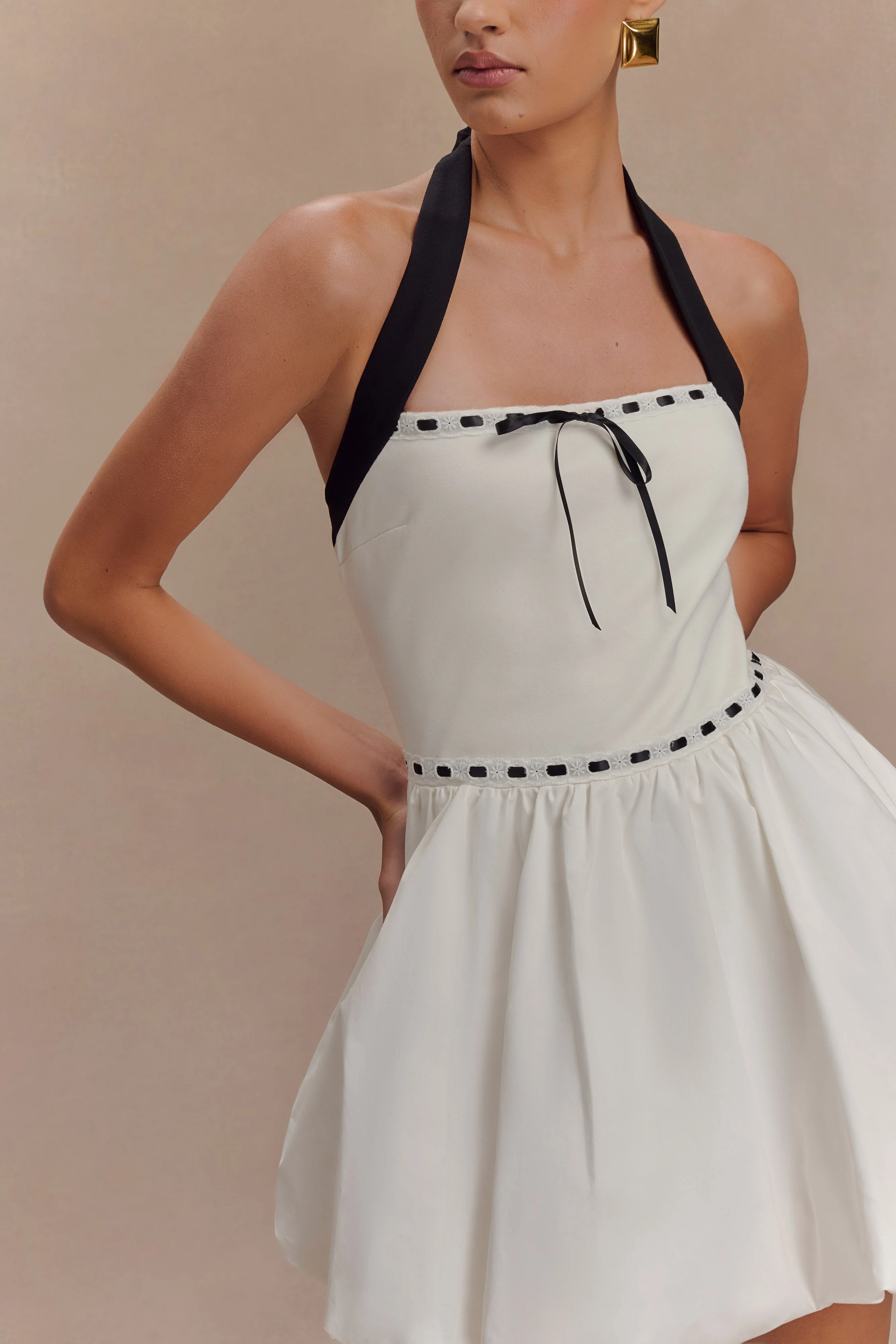 Queenie Halter Bubble Mini Dress - Black/White - Image 3