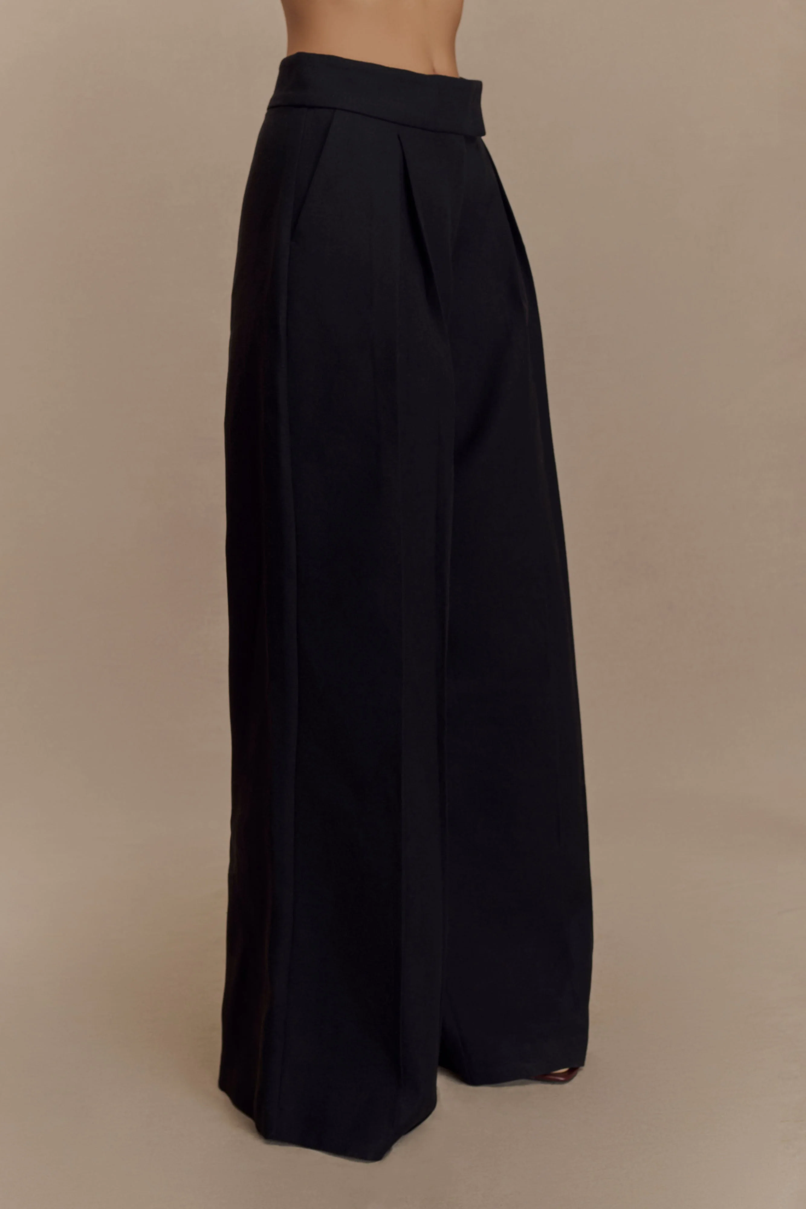 Raya Mid Rise Wide Leg Linen Pant - Black - Image 6