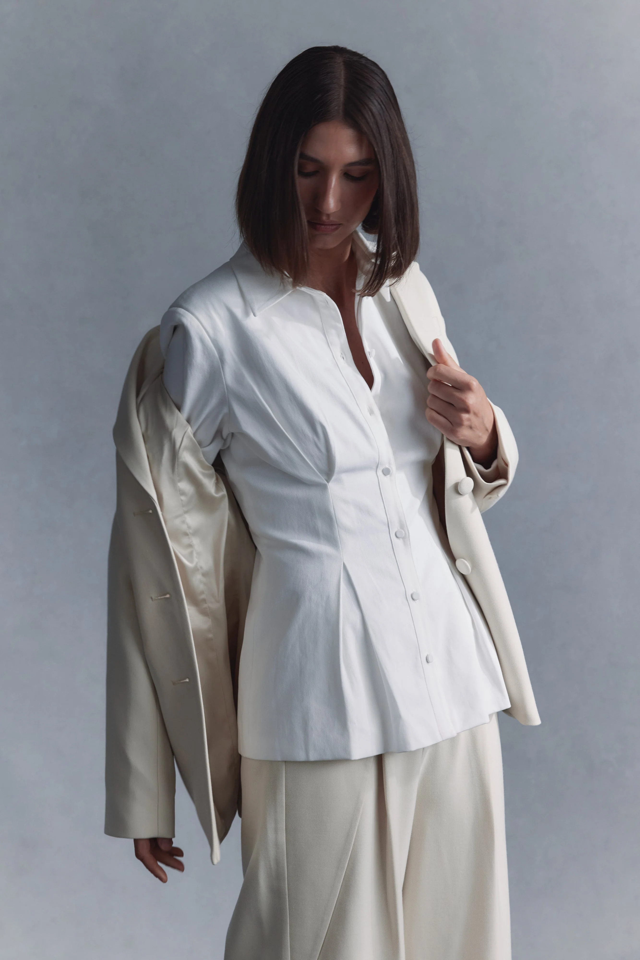 Rhia Oversized Shirt - White - Image 8