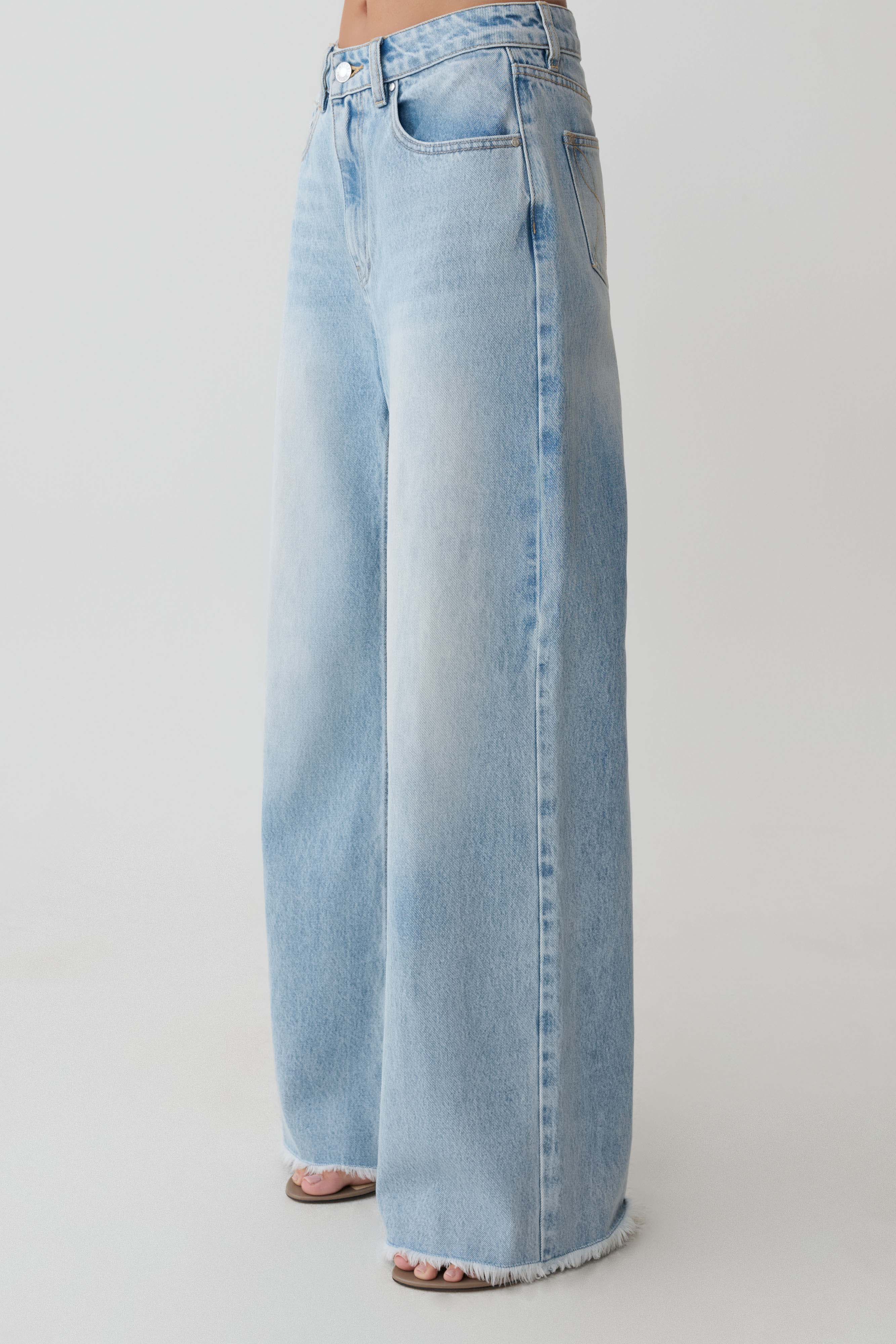 Sebastian Straight Leg Denim Jeans With Fray Hem - Washed Light Blue - Image 3