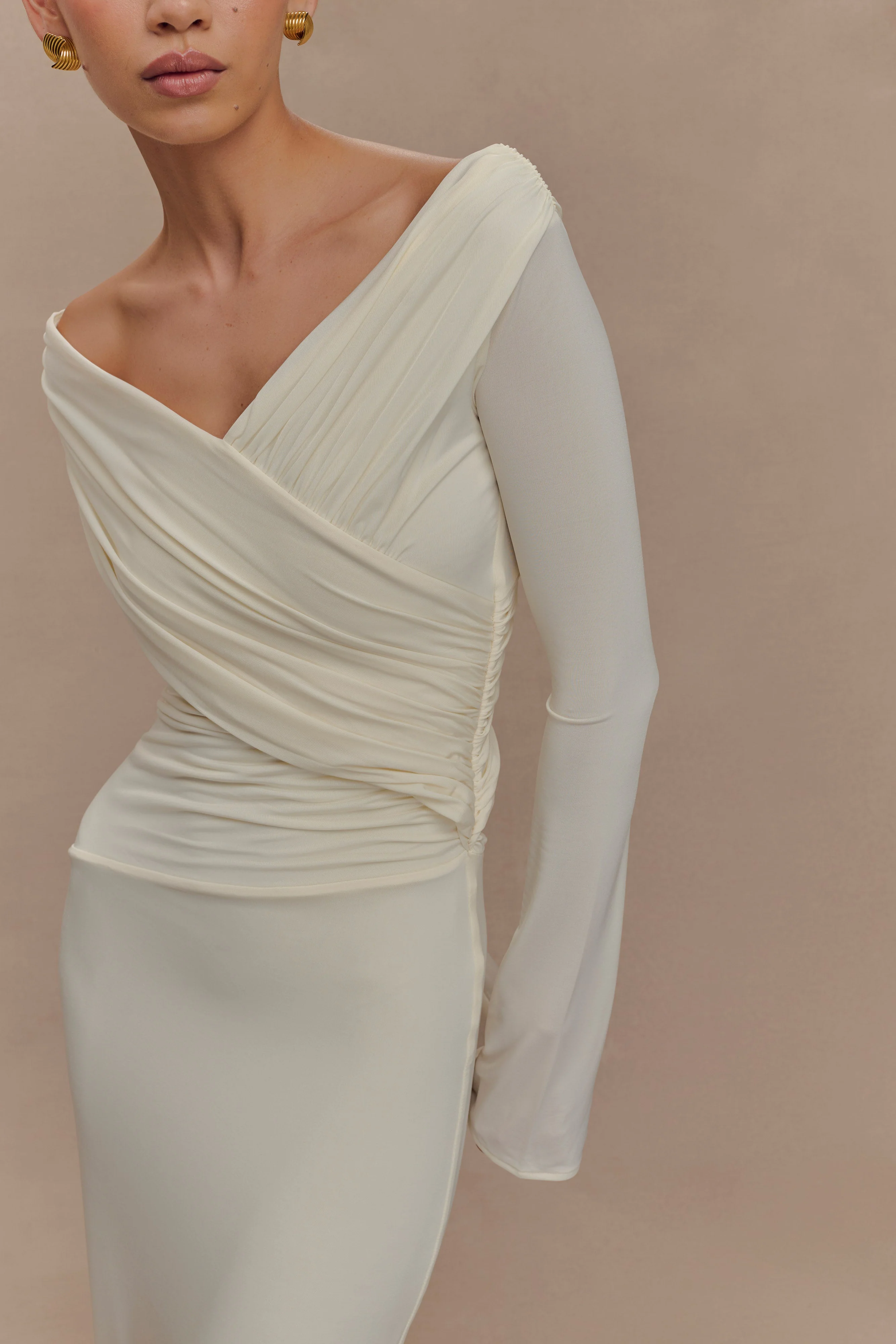 Therese Off Shoulder Ruched Maxi Dress - Ivory - Image 3